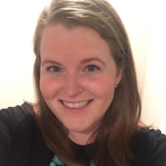 Meet your Posher, Kristin - Picture 1 of 3